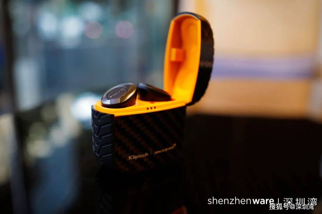产品|卢米埃影院的音响、两千多元的 TWS 耳机、迈凯伦的联名，与杰士聊高端打法