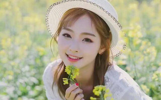 和女网友第一次见面就开房 口述玩了一天把我累得半死