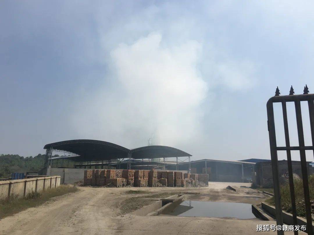 高安市建山镇政府混淆办证概念 默许砖厂毁林偷采(图2) 高安市建山镇政府混淆办证概念 默许砖厂毁林偷采(图2)