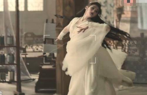 电影|姜文+关晓彤都救不了郑晓龙，《甄嬛传》导演晚年自砸招牌惨被电影圈劝退…