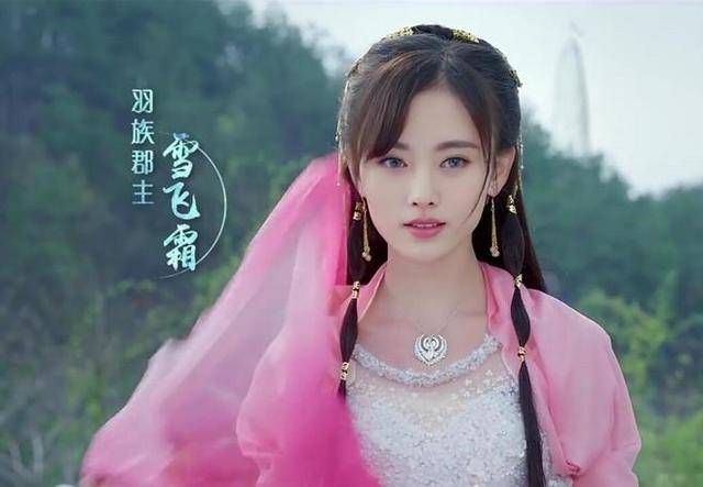 因为|鞠婧祎——被“四千年美女”绑架的人生，连头发丝儿都在努力