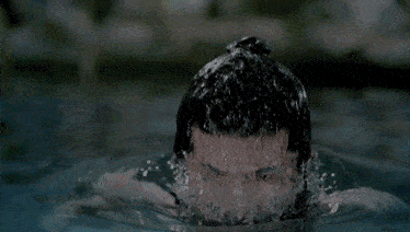 好身材|任嘉伦新剧曝光,穿假“肌肉衣”惹争议,网友:满满硅胶感