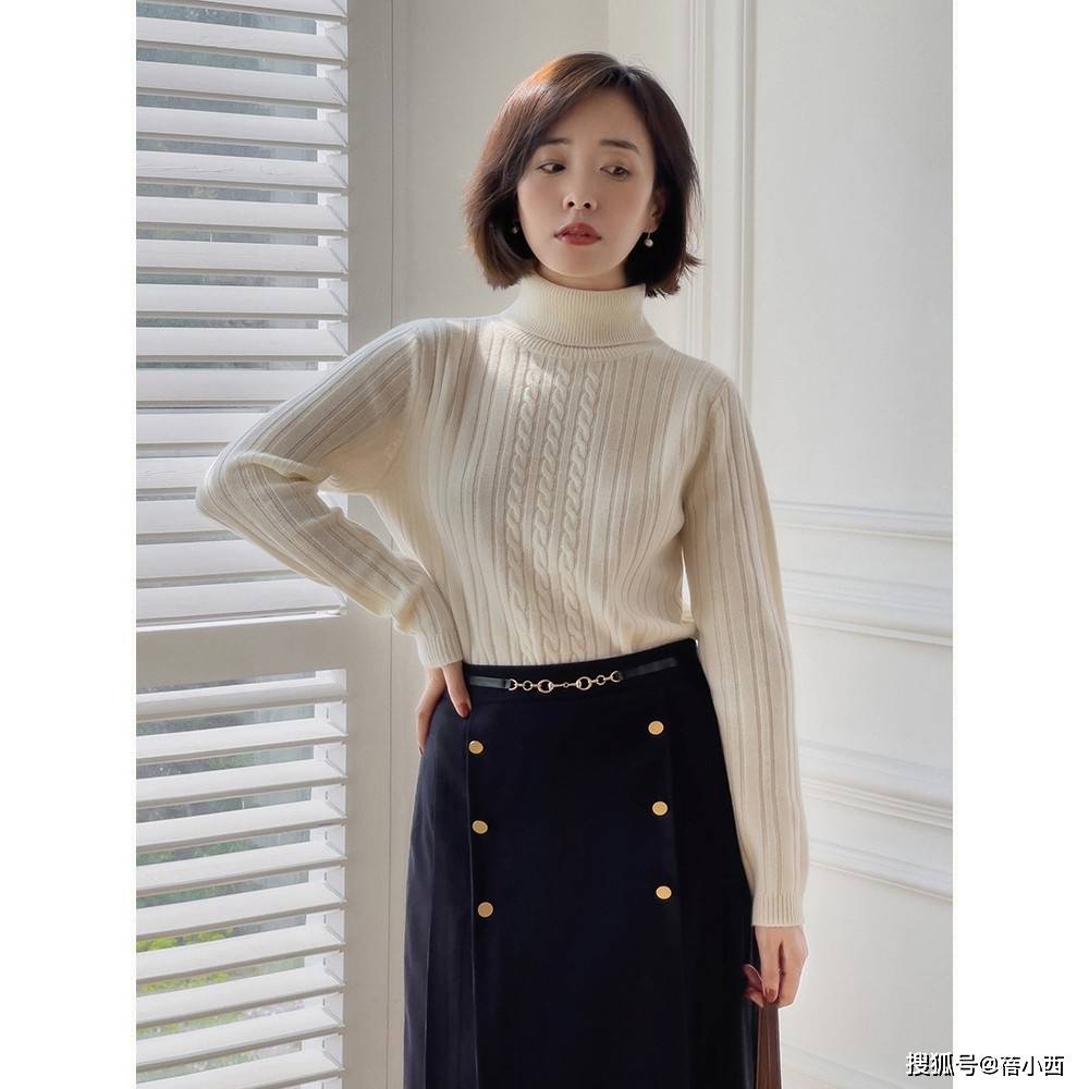 服装 奔三奔四的女人,秋冬多穿“毛衣”,漂亮的款式和版型,都选好了