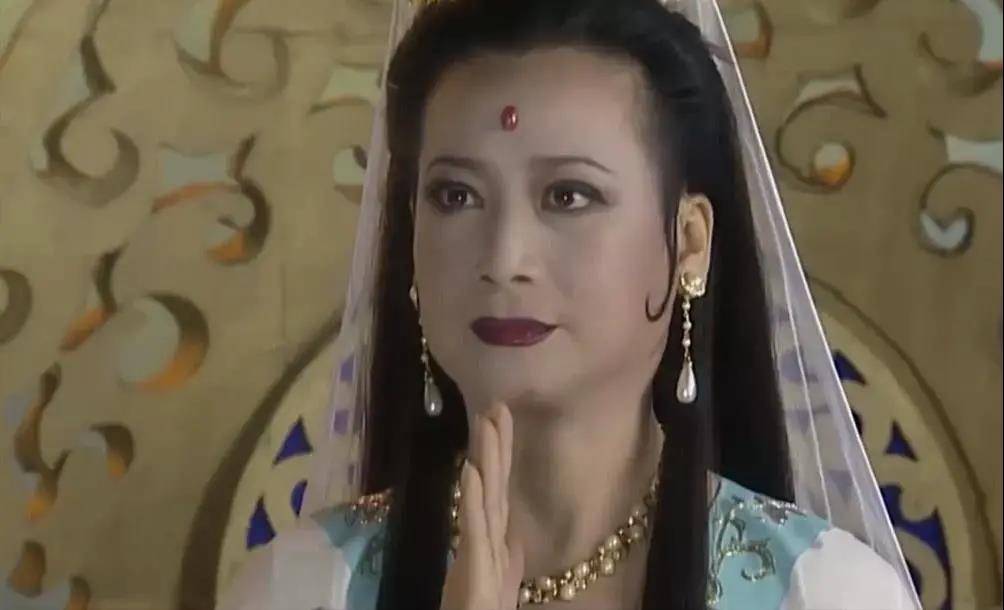 对比古装扮相为何越来越不入眼？来看看今昔大对比
