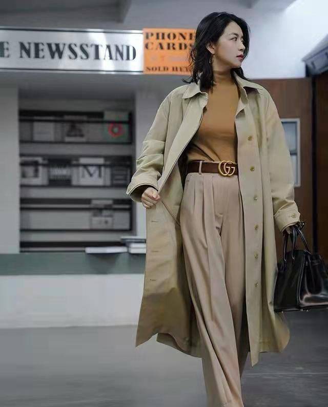 黑色 ?秋冬季节的时尚，普通人的气场一样强大，气质一样出众