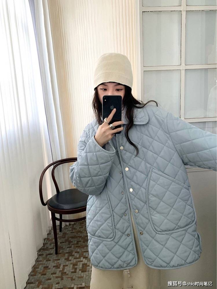 氛围 棉服两件就够，一件菱格纹瘦出新高度，一件美式棒球服野出新圈子