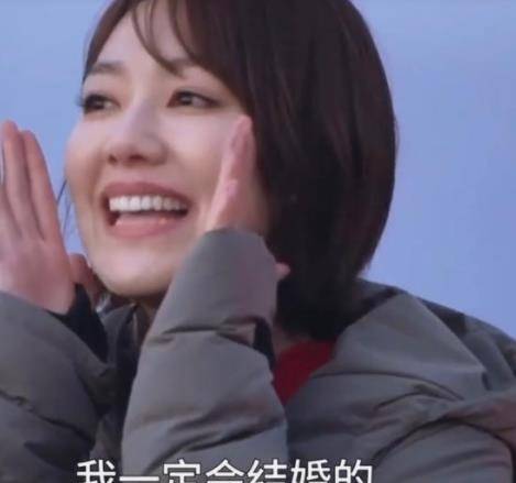 生活|王冠和撒贝宁合唱情歌,感动鞠萍蔡明!38岁仍单身被多次催婚