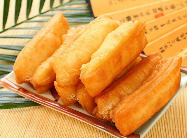 大脑|早上起床后，宁愿饿肚子，也尽量少吃这5类早餐，早了解