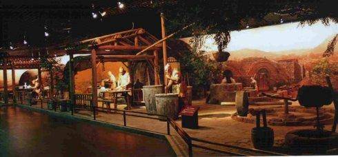 北宋期　杯　出土品　中国 磁州窑博物馆有个“怪杯”，杯上写有一行字，揭秘宋代的真实历史_瓷器