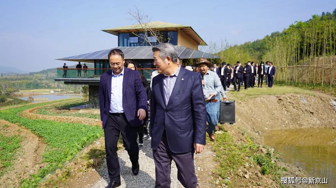 陈东升等近百位楚商大咖来京考察京山必有大发展