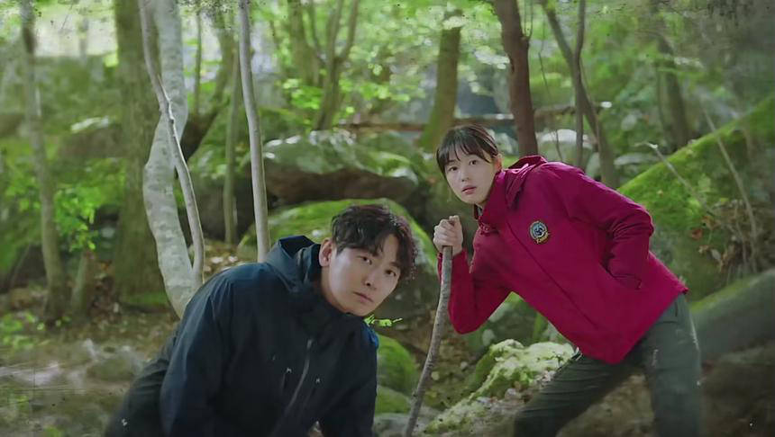 业内人士|全智贤《智异山》口碑不佳，特效差剧情无聊，业内人士发ins吐槽