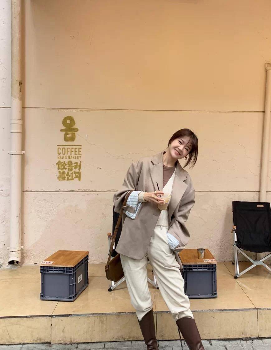 长度 马丁靴过时了，今年更流行“骑士靴”，优雅高级，风度温度全有了