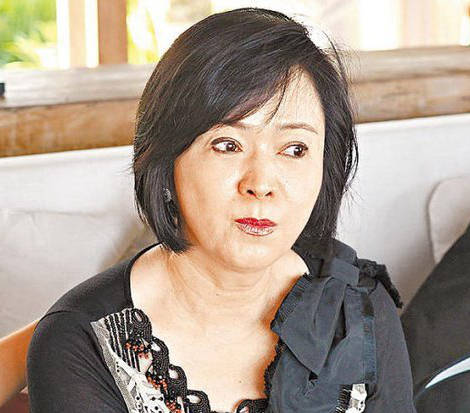 原创侯佩岑妈妈为何被台媒怒骂看她干的那些事就一点也不奇怪了