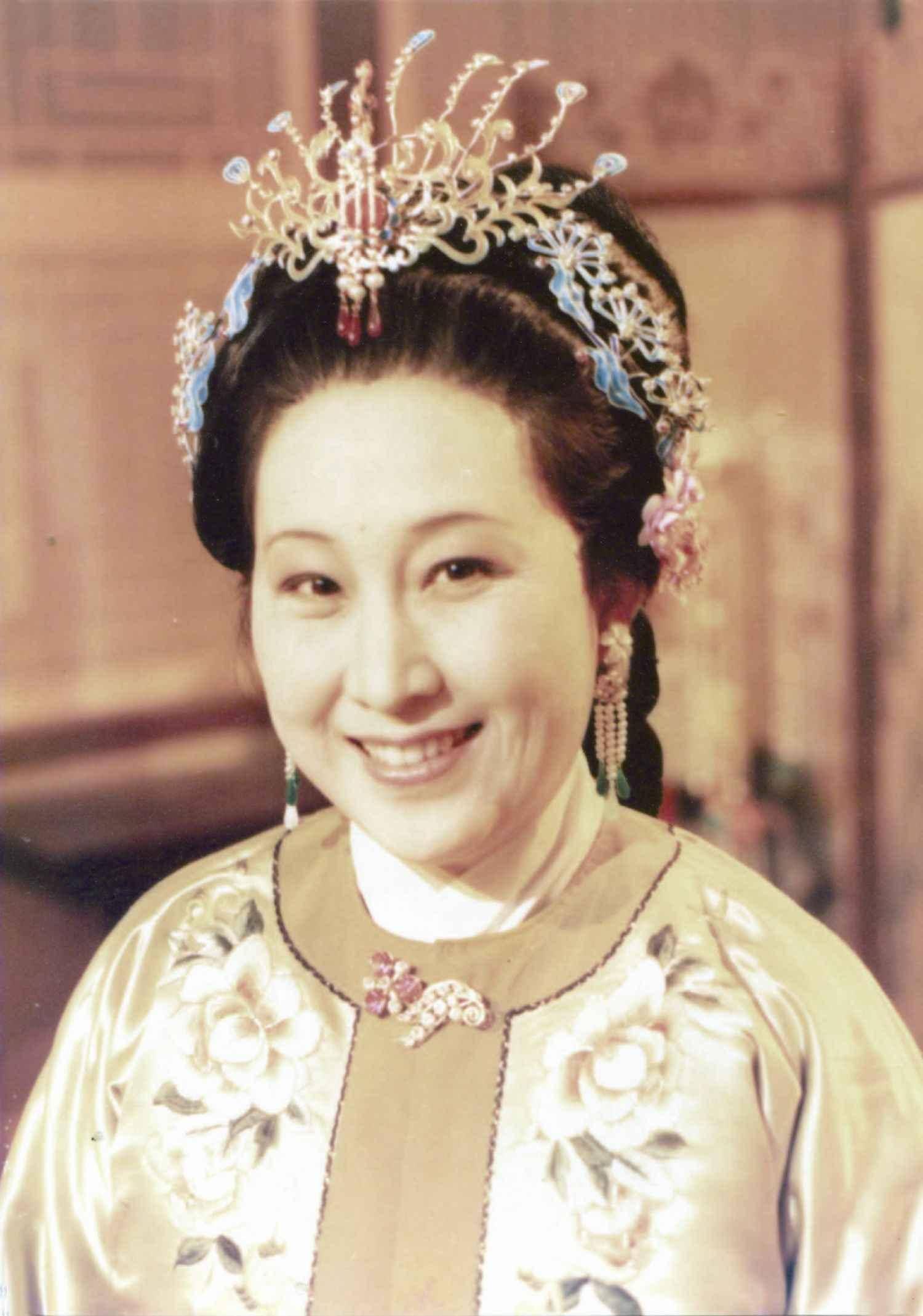 难怪贾母不喜欢薛宝钗做自己的孙媳妇,你看薛姨妈素质有多低