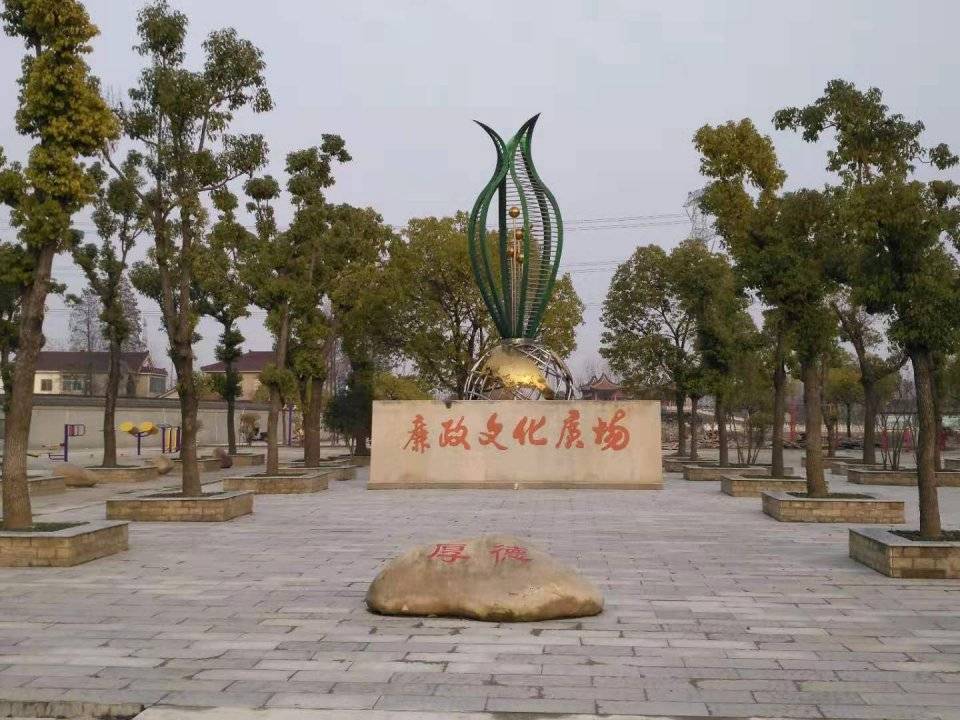 扬州邗江建华村：这儿就像“桃花源”，一点不比城里差