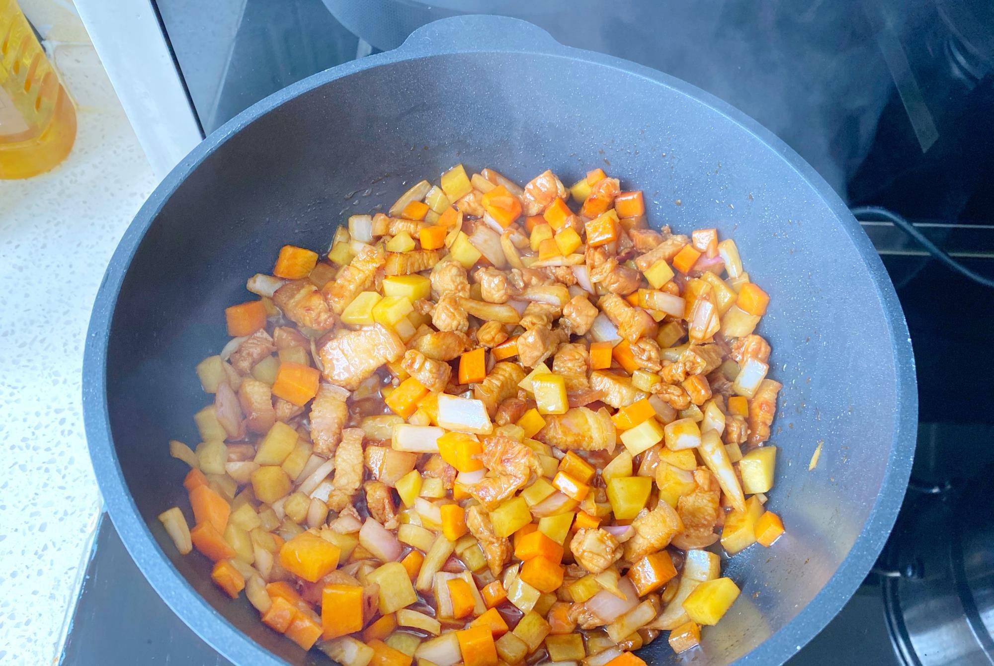 电饭煲|教你一道百变焖饭料汁，各种焖饭想吃随时做，香味浓郁好吃不腻