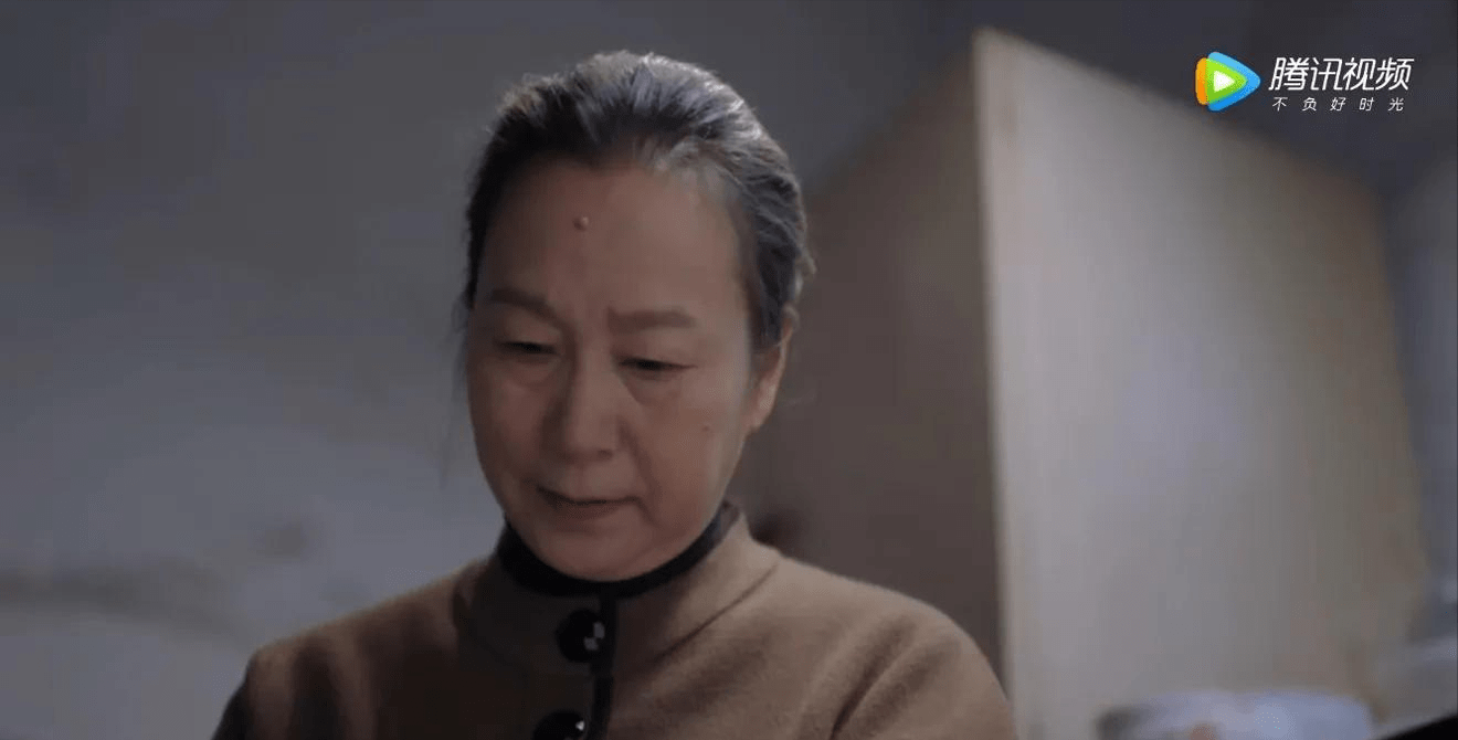 因为|熬过前6集，《突围》的2条明线1条暗线终于展开，6大反派浮出水面