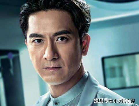 许甘枫|《星空下的仁医》马国明cp感情戏喜欢谁？马国明结局和谁在一起了？