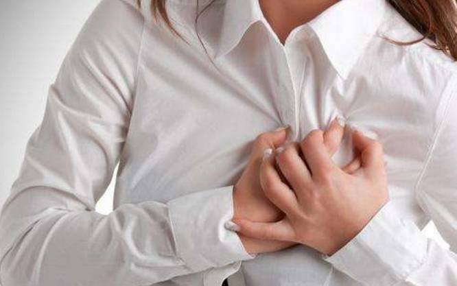 治疗|肝硬化发现要趁早,抓住早期3个症状,或许能助你阻止肝“变硬”