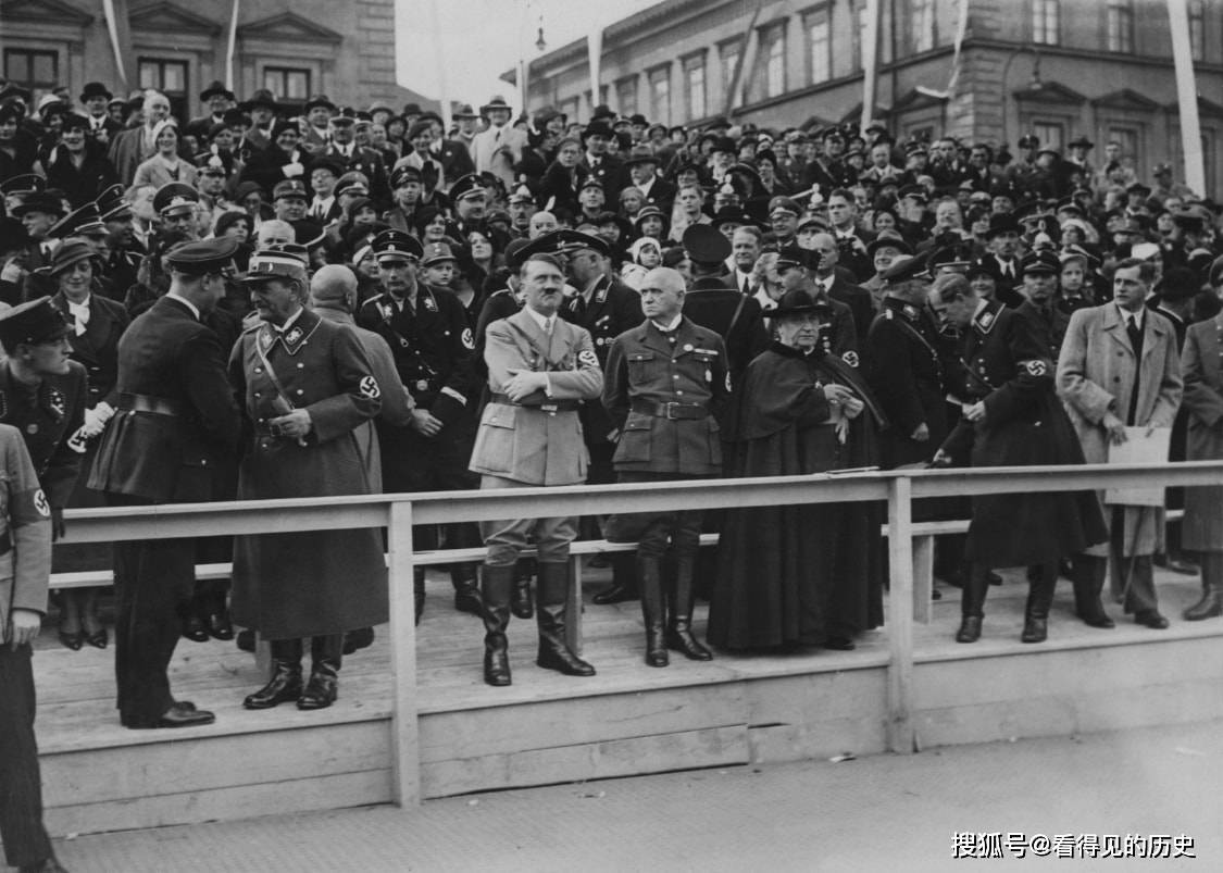 原创老照片1933年的希特勒那年他刚当选为德国总理