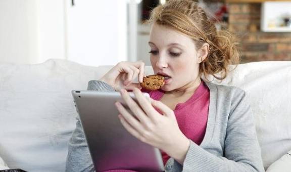 睡眠|“过午不食”能减肥？或许配合这4点更能发挥“强效”，不妨一试