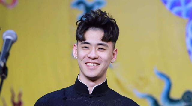 因为|一朝被蛇咬十年怕井绳，张云雷国难日小心翼翼，唯恐再被牵连