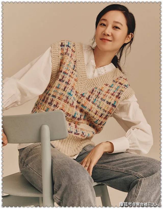 设计 40岁的女人穿衣别老一套!学会这3个穿搭技巧,你会美出新高度