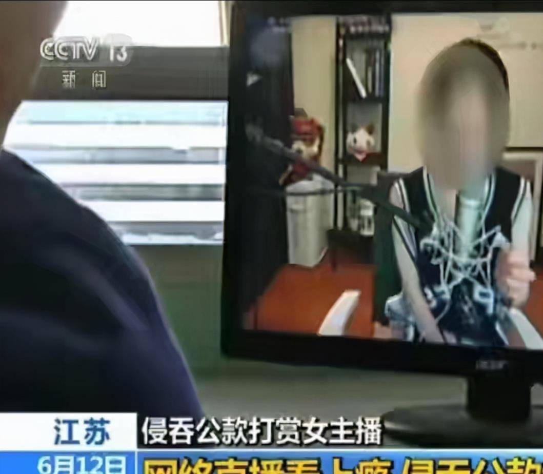 因为|冯提莫想从网红变明星，最后跌落神坛，“丢了西瓜也丢了芝麻”