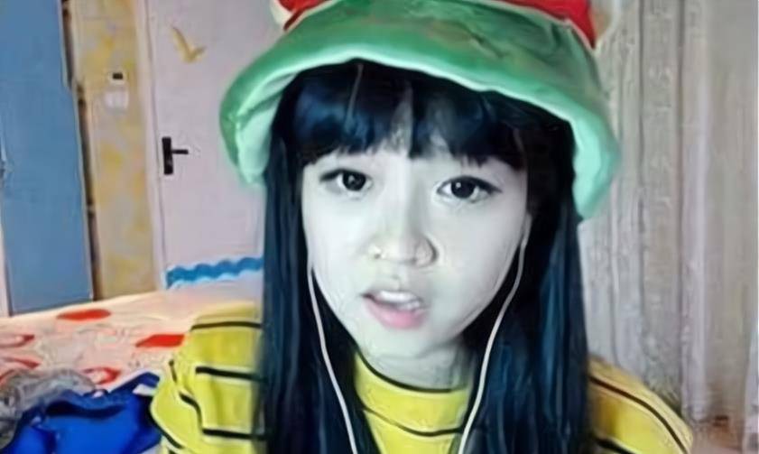 因为|冯提莫想从网红变明星，最后跌落神坛，“丢了西瓜也丢了芝麻”