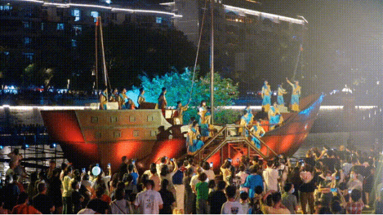 “天下龙泉·风华宋韵”大型沉浸式演出在瓯江两岸盛大开演