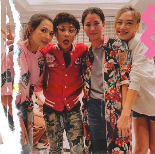 布瑞吉|布瑞吉晒与偶像干妈及嫂子合照，袁咏仪戚薇应采儿齐出镜，好欢乐