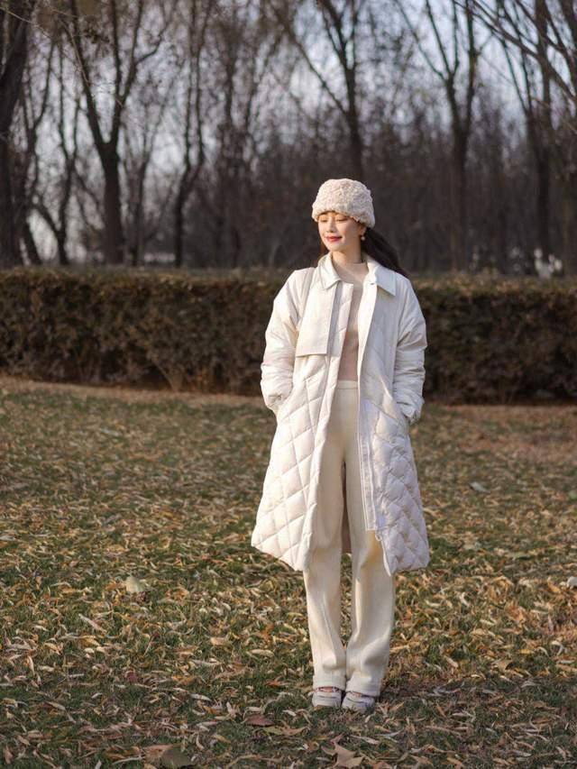 方法 羽绒服别穿紧身裤了，今年流行这三种搭配方法，不仅时髦还保暖