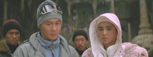 卫斯理传奇|相差19岁的王祖贤与许冠杰饰演情侣,那是香港电影曾经的闪耀