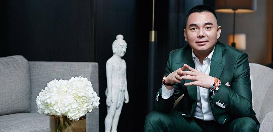 原创李湘前夫李厚霖：曾经绯闻漫天，如今身价30亿，醉心于公益和礼佛