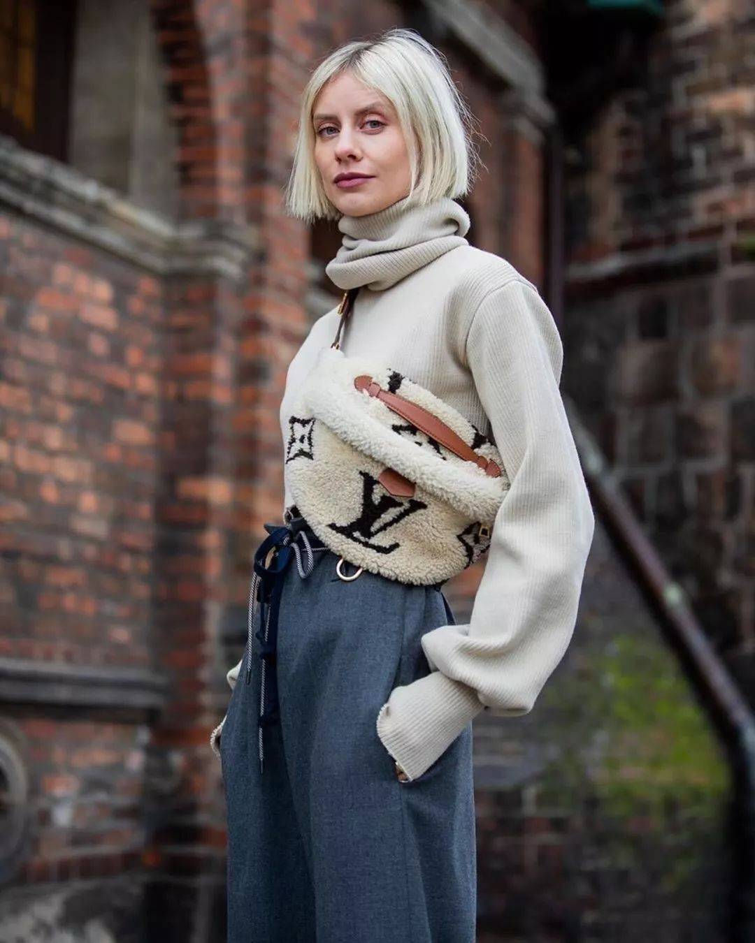 毛衣 毛衣+直筒裤= 偷偷显瘦5斤,显高五公分,气质惊艳!