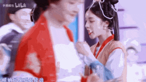 仙女姐姐高糊也挡不住刘亦菲这绝美氛围啊！而且还后继有人了…