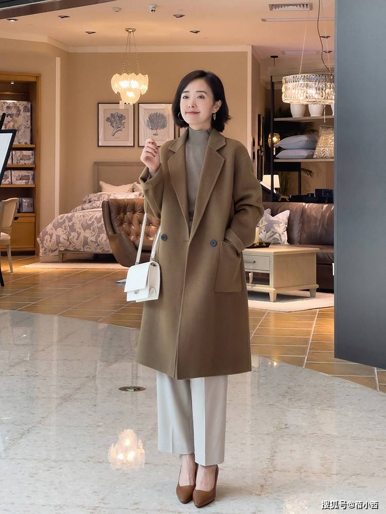 小姑娘 人人都有的呢子大衣，怎样穿搭才“出彩”？这2个要点很关键