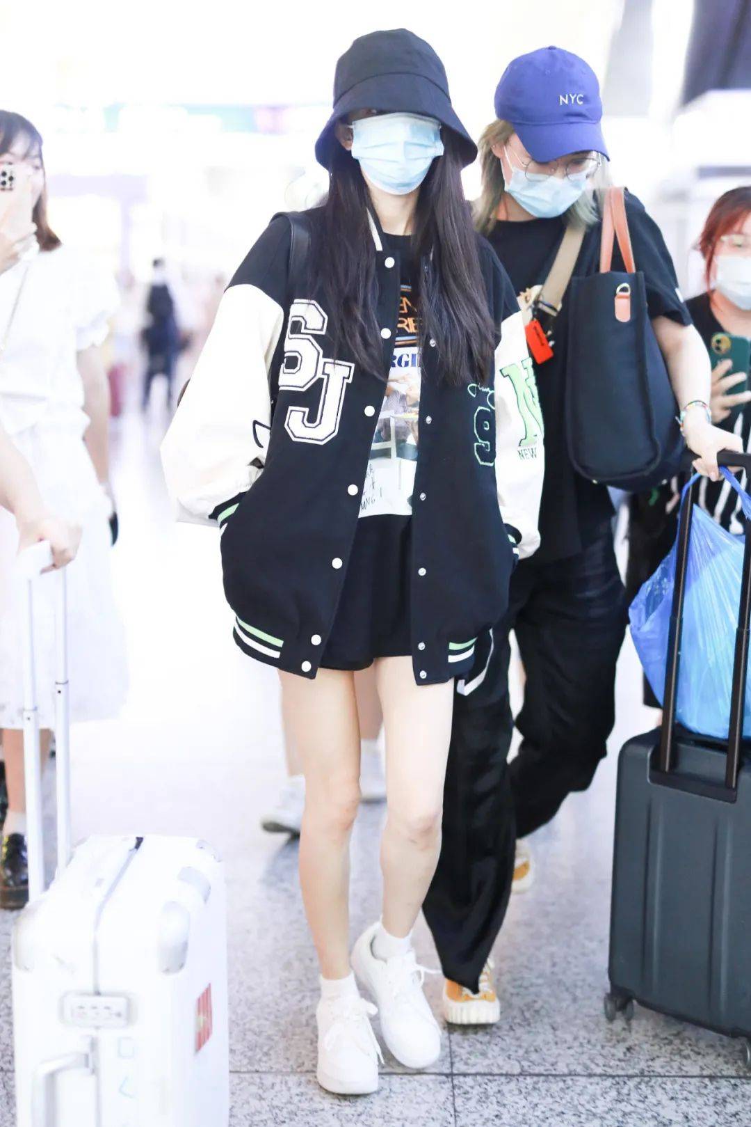 杨幂 这么多年过去了，杨幂的下衣失踪依旧看不腻啊！