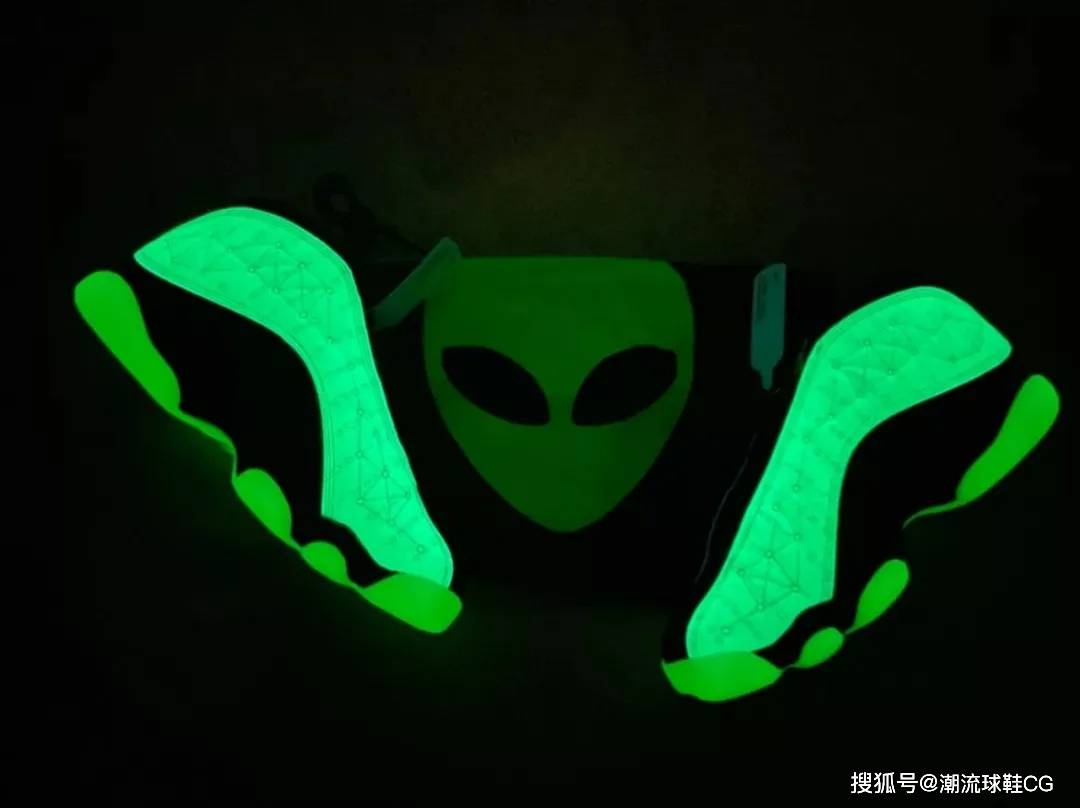 蓝色 双十一值得入手的高颜值球鞋，最便宜才几百元！