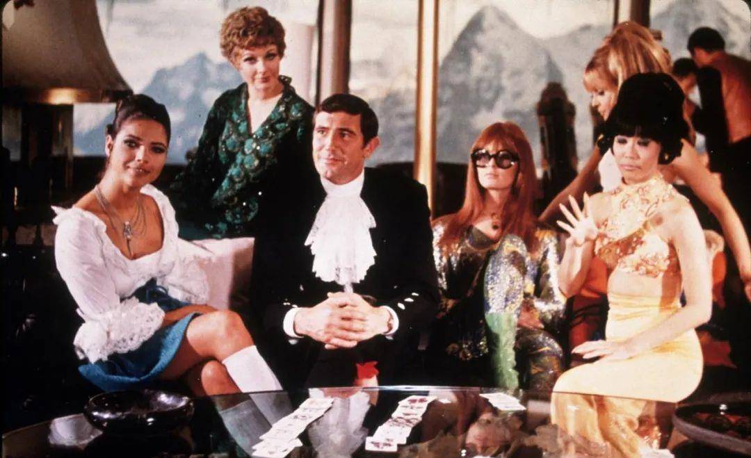 邦德|这个专一、恋家、厌倦工作的007，合你心意吗？