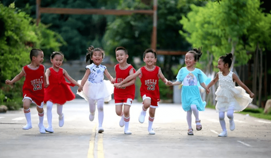 什么|幼儿园迎来改革，3项措施将逐渐实行，家长：幸福来得太突然了