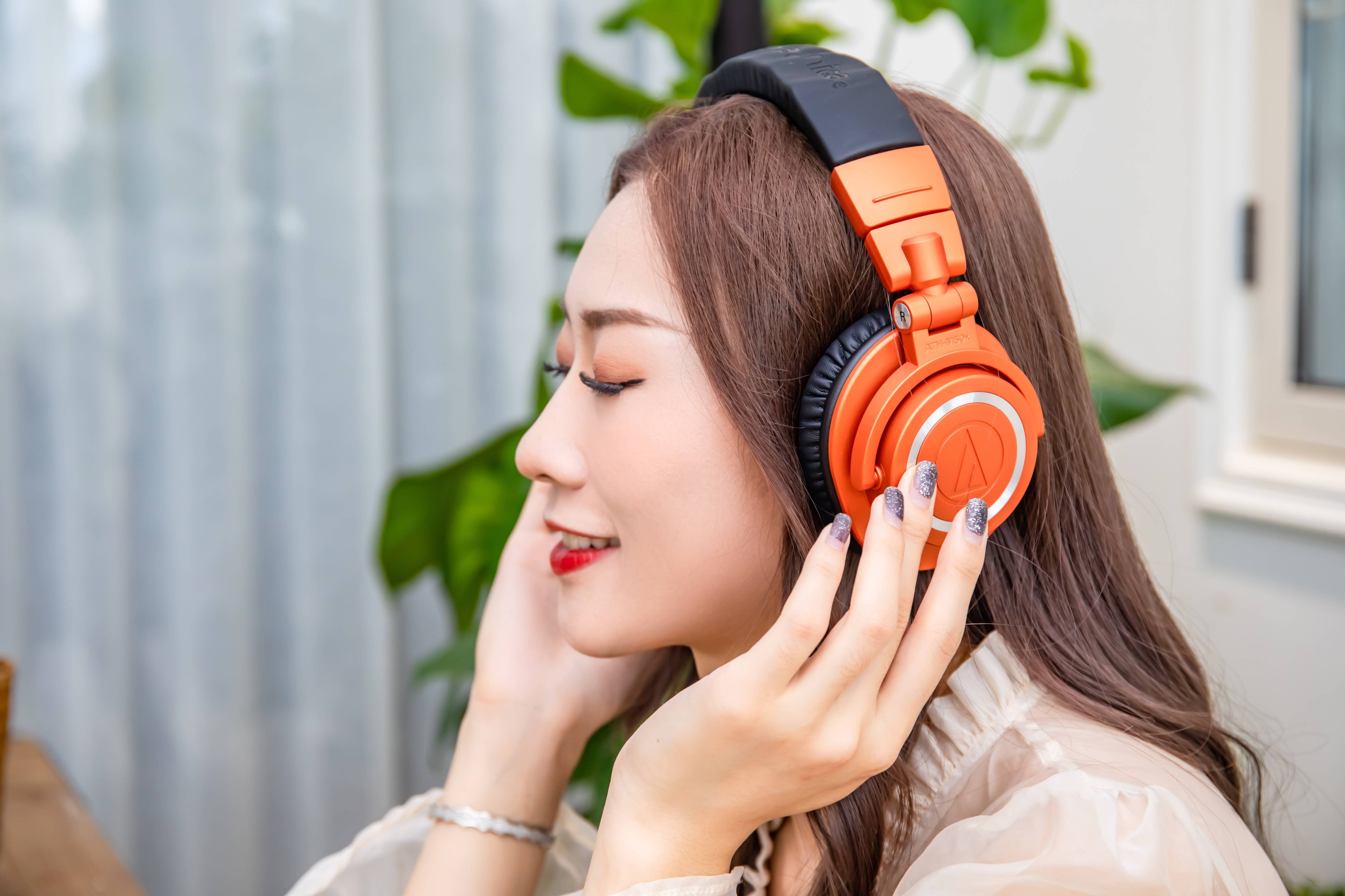 铁三角ath-m50xbt2 体验:媲美hifi有线耳机的声音_笔者