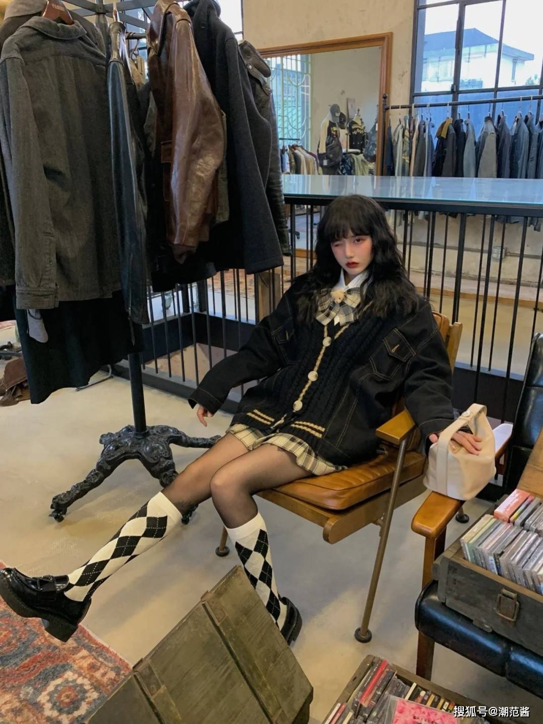 亮点 魔幻少女OOTD搭配,层次设计有亮点,俏皮可爱你全都要?