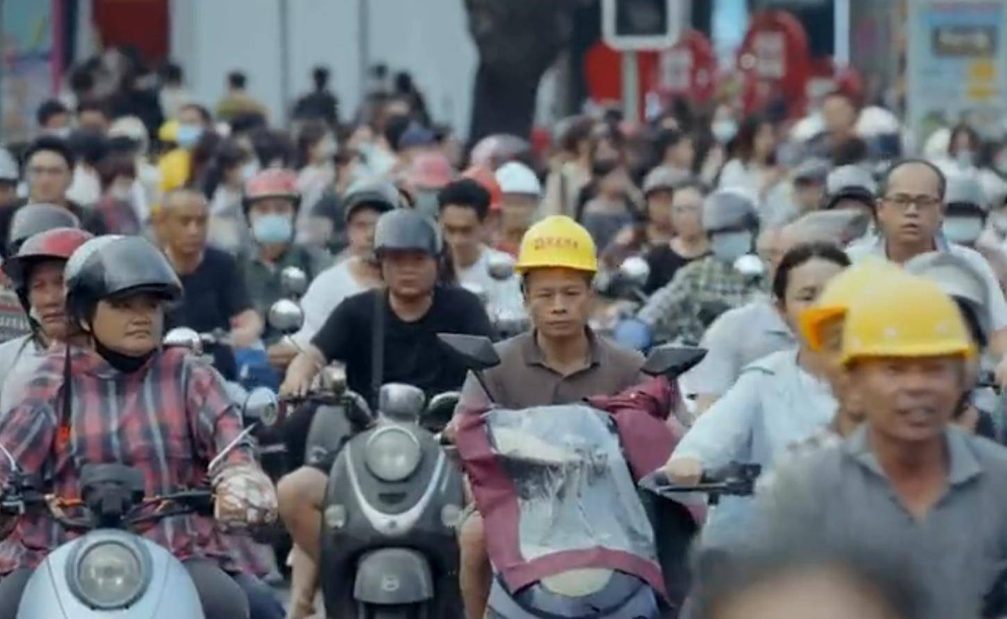 人间|《奇遇人间角落》官宣，嘉宾曝光，周笔畅汪苏泷等人带来温暖治愈