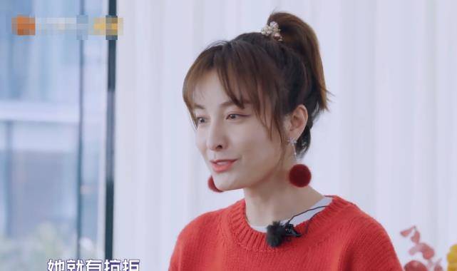 主人公|吴昕给女博士化妆，看到她画好的妆容后，网友：不愧是美妆博主！