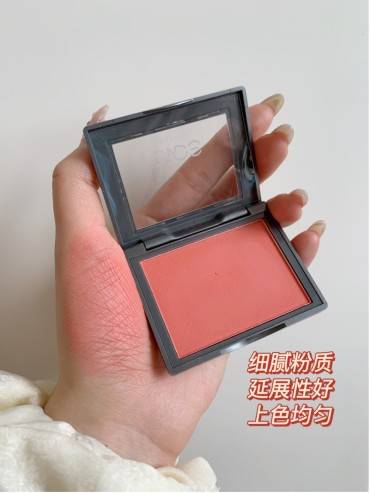 都好化妆师都在分享的这块腮红，颜色好看又白菜价