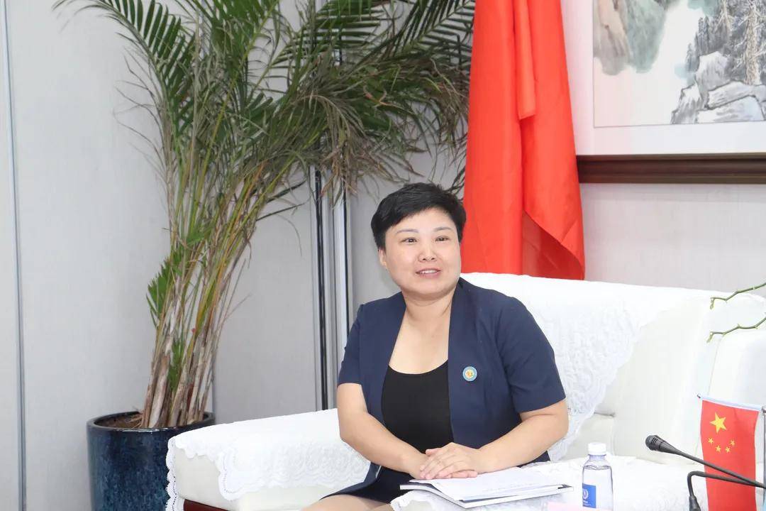 热烈祝贺卞爱会长被民革中央授予"民革助力脱贫攻坚工作先进个人"称号