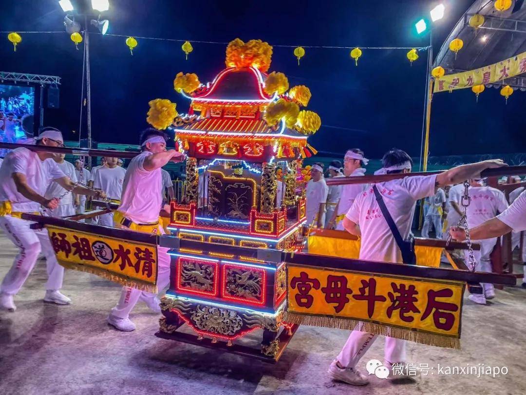 随着古中国道教的兴起,北斗星君日趋人格化,经云:"南辰增福寿,北斗注