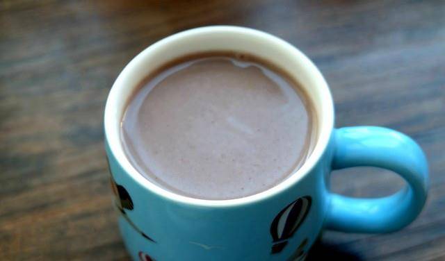 做法|全职妈妈周末也不闲着，一家四口人的早餐，做法简单，营养也不差