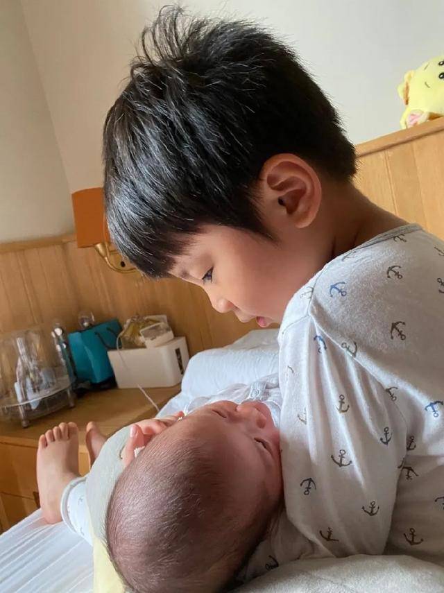 月子|二胎在月子会所坐月子，大宝怎么办？